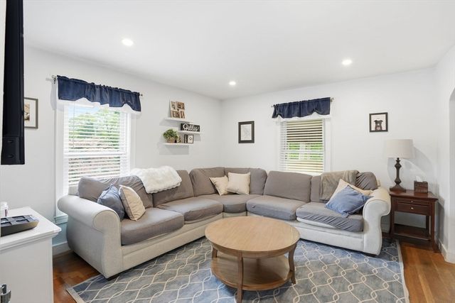 80 Kensington Rd, Weymouth, MA 02188