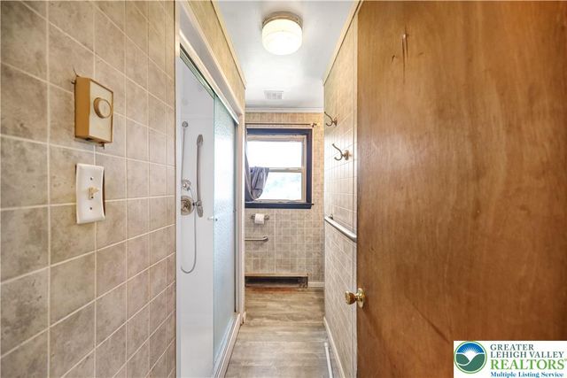 467 W Locust Lane, Lower Nazareth Twp, PA 18064