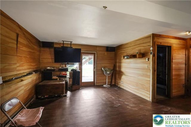 467 W Locust Lane, Lower Nazareth Twp, PA 18064
