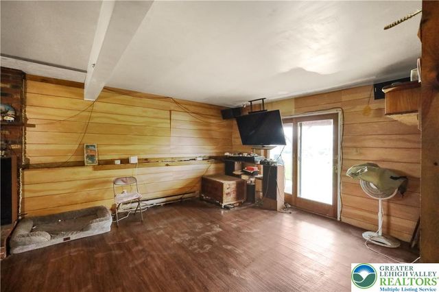 467 W Locust Lane, Lower Nazareth Twp, PA 18064