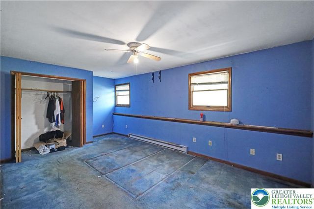 467 W Locust Lane, Lower Nazareth Twp, PA 18064