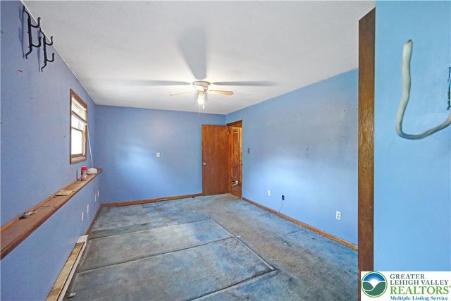 467 W Locust Lane, Lower Nazareth Twp, PA 18064