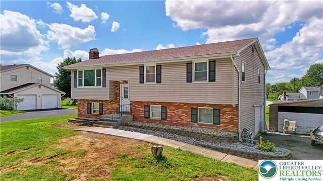 467 W Locust Lane, Lower Nazareth Twp, PA 18064