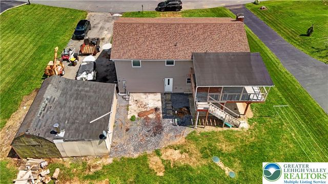 467 W Locust Lane, Lower Nazareth Twp, PA 18064