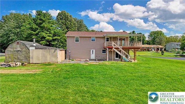 467 W Locust Lane, Lower Nazareth Twp, PA 18064