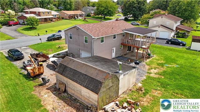 467 W Locust Lane, Lower Nazareth Twp, PA 18064