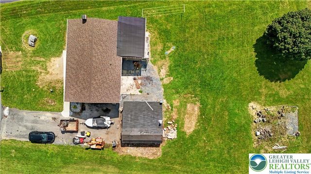 467 W Locust Lane, Lower Nazareth Twp, PA 18064