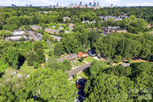 314 Fannie Circle, Charlotte, NC 28205