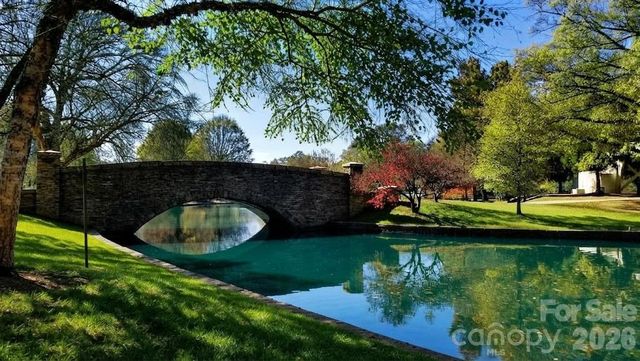 314 Fannie Circle, Charlotte, NC 28205