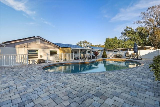 9084 ARNDALE CIRCLE, Tampa, FL 33615