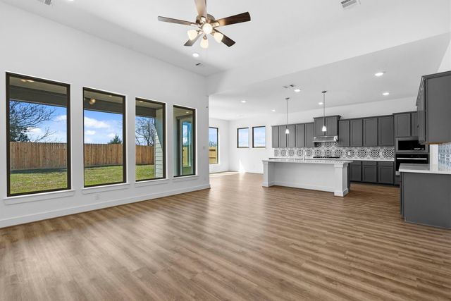 2637 Rainier Drive, Corinth, TX 76210