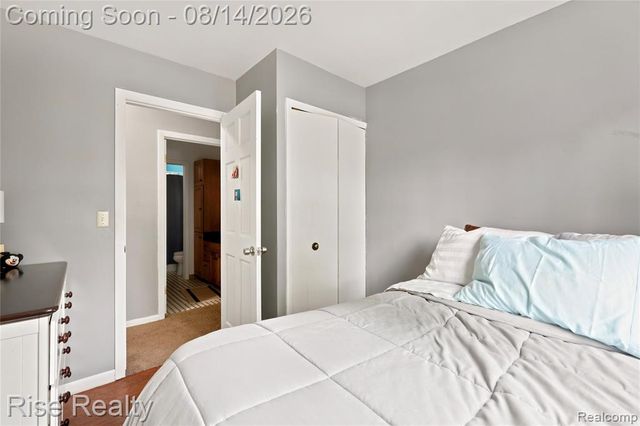 10215 W Frances Road, Flushing, MI 48433