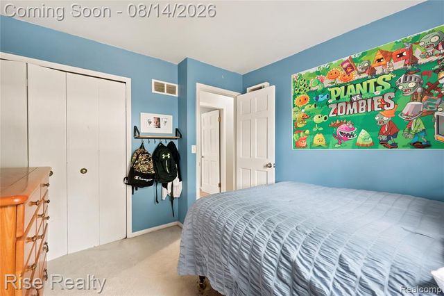 10215 W Frances Road, Flushing, MI 48433