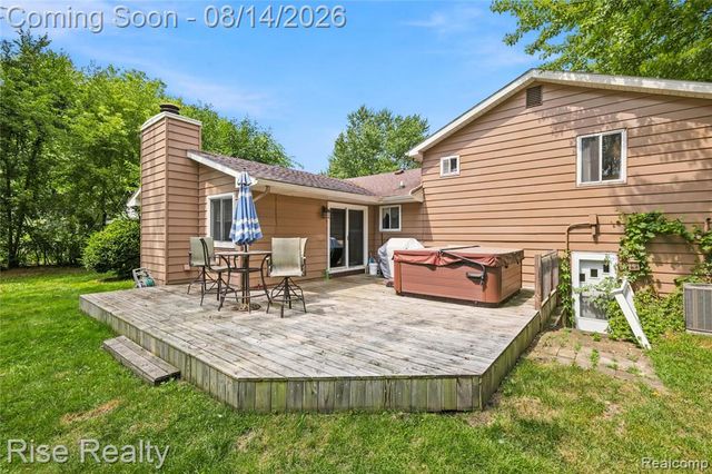 10215 W Frances Road, Flushing, MI 48433