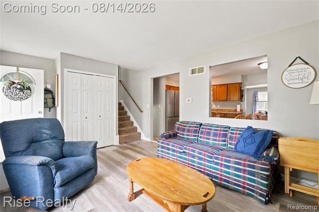 10215 W Frances Road, Flushing, MI 48433