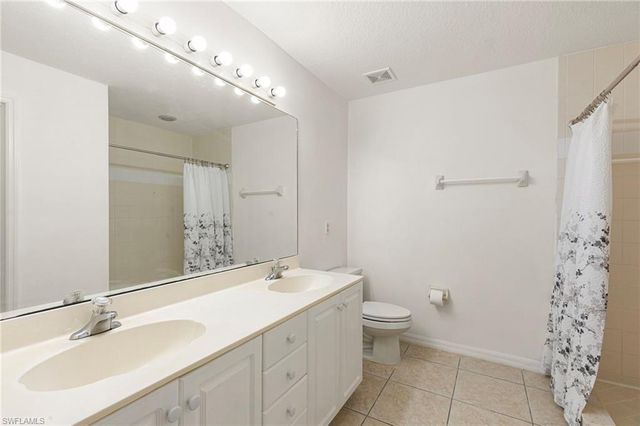 12340 Notting Hill LN 23, Bonita Springs, FL 34135