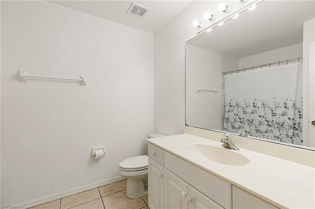 12340 Notting Hill LN 23, Bonita Springs, FL 34135