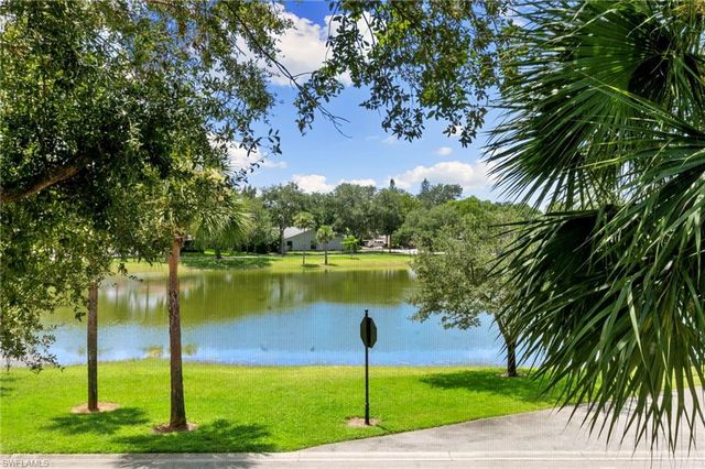 12340 Notting Hill LN 23, Bonita Springs, FL 34135