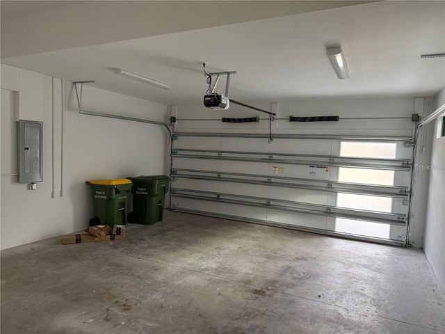 2443 WOOD STREET, Sarasota, FL 34237