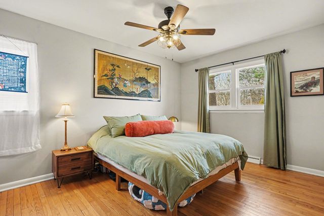 2289 Castle Avenue, Norton Shores, MI 49441