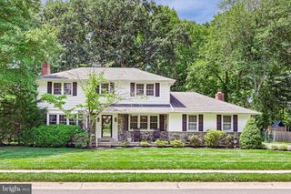 2600 LANDON DR, Wilmington, DE 19810