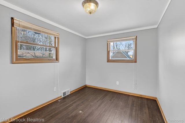 9024 MANDON Road, White Lake Charter Township, MI 48386