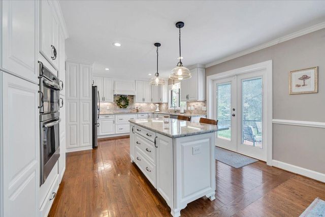 702 Marion LN, Salem, VA 24153