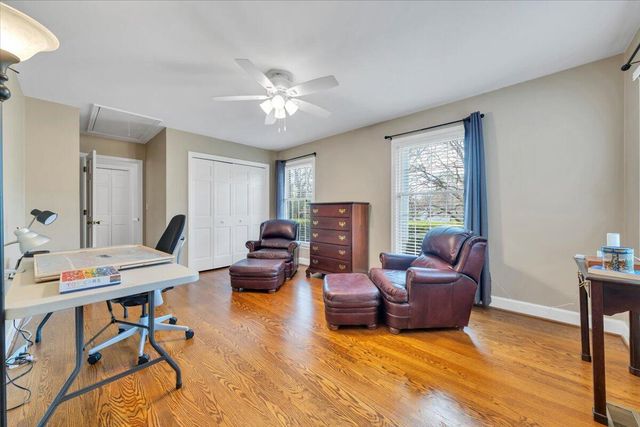 702 Marion LN, Salem, VA 24153