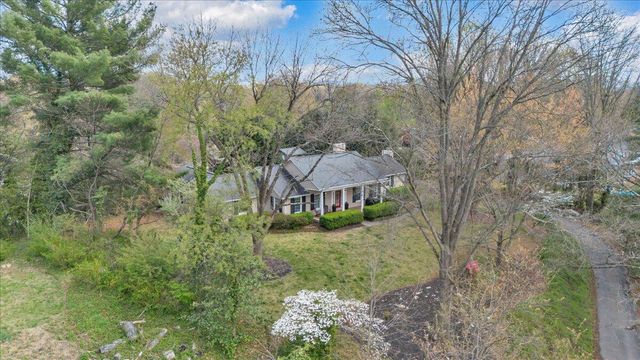 702 Marion LN, Salem, VA 24153