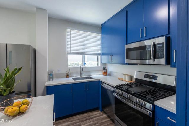 12007 Rochester Avenue 1, Los Angeles, CA 90025