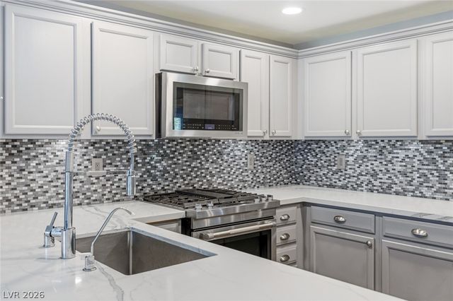 830 Cozette Court 201, Las Vegas, NV 89144