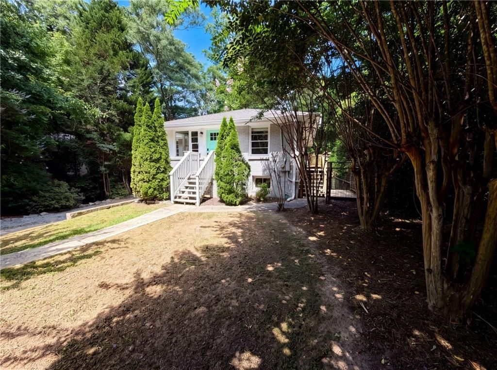 Image 20 of property listing at 2336 Nesbitt Drive NE, Atlanta, GA 30319