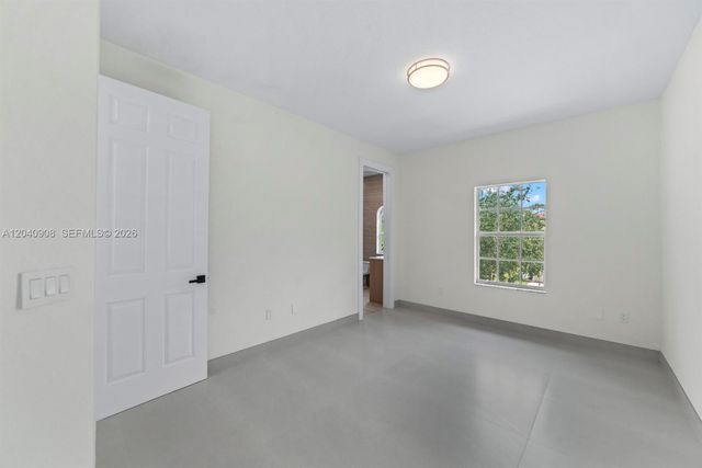 3040 SW 44th Ct, Dania Beach, FL 33312