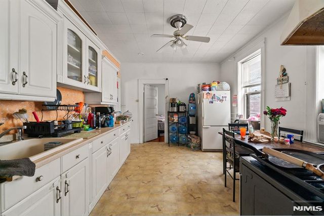 94 Center Street, Clifton, NJ 07011