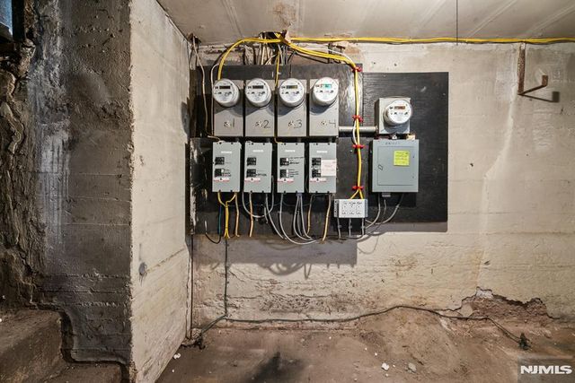 94 Center Street, Clifton, NJ 07011