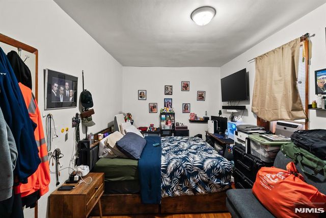 94 Center Street, Clifton, NJ 07011