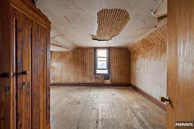 94 Center Street, Clifton, NJ 07011