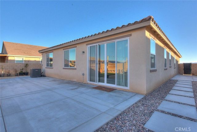 11912 Olivine, Victorville, CA 92392
