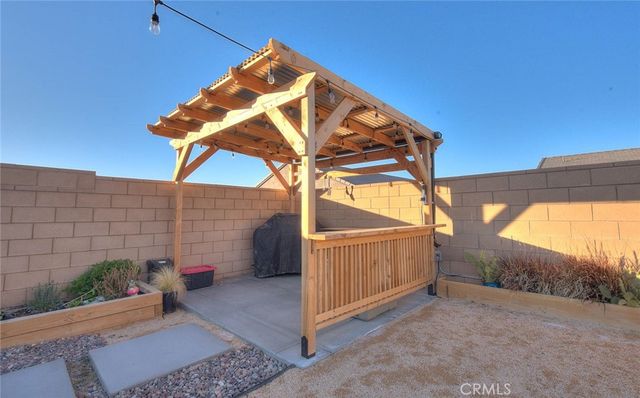 11912 Olivine, Victorville, CA 92392