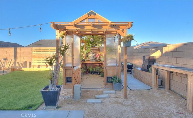 11912 Olivine, Victorville, CA 92392