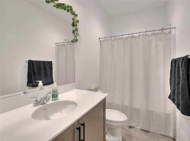 11912 Olivine, Victorville, CA 92392
