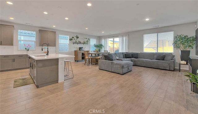 11912 Olivine, Victorville, CA 92392