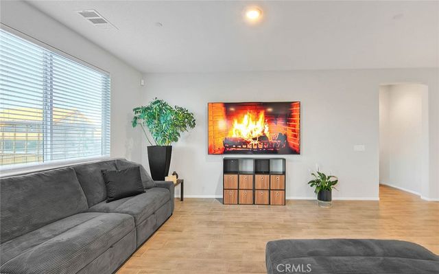 11912 Olivine, Victorville, CA 92392