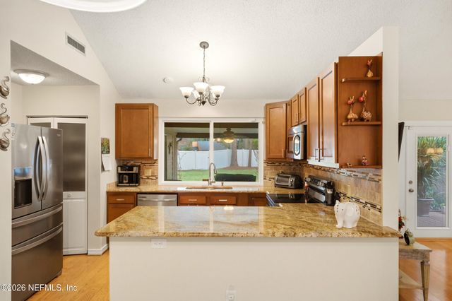 3218 THORN Lane, Jacksonville, FL 32223