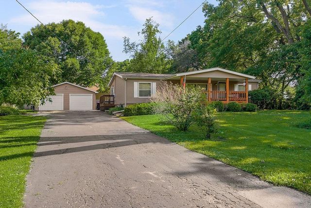 807 Chestnut Street, Greenwood, MO 64034