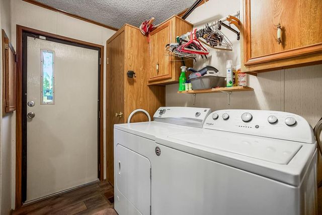 807 Chestnut Street, Greenwood, MO 64034