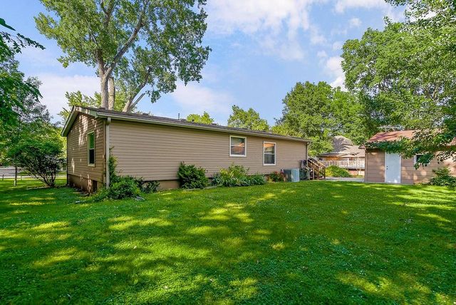 807 Chestnut Street, Greenwood, MO 64034