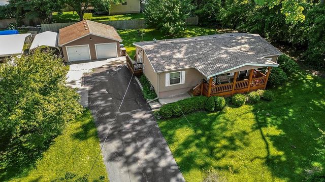 807 Chestnut Street, Greenwood, MO 64034