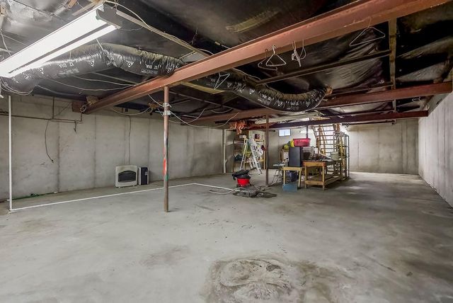 807 Chestnut Street, Greenwood, MO 64034