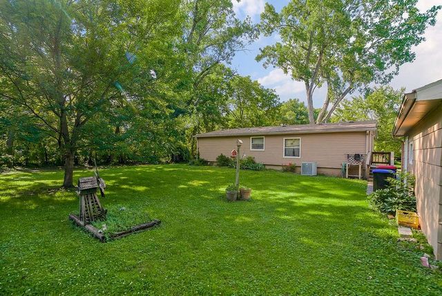 807 Chestnut Street, Greenwood, MO 64034